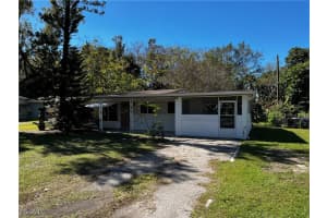1685 Daniels Drive, North Fort Myers, FL 33917 - MLS#2025015352