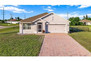 2259 Sw 4th St, Cape Coral