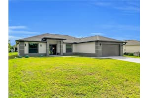 2927 8th Street, Lehigh Acres, FL 33976 - MLS#2025015401