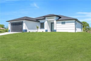 2804 44th Street, Lehigh Acres, FL 33971 - MLS#2025015417
