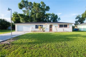 2330 Caladium Rd, Fort Myers