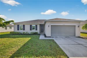 17325 Coastal Ridge Dr, Fort Myers