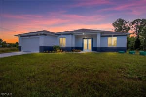3403 28TH Street, Lehigh Acres, FL 33976 - MLS#2025015739