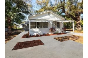 2217 Dora St, Fort Myers