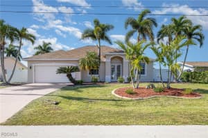 532 Archer Parkway, Cape Coral, FL 33904 - MLS#2025015836