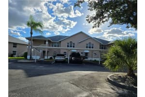 20 Cosmopolitan Dr 5, Lehigh Acres