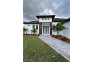 1047 Norton, Lehigh Acres, FL 33974 - MLS#2025015871