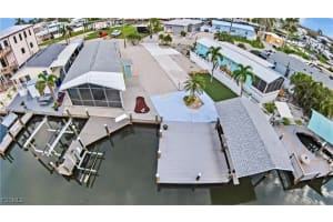 3820 Coconut Drive, St James City, FL 33956 - MLS#2025015872