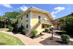 8049 Country Road, Fort Myers, FL 33919 - MLS#2025015885