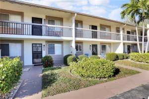 13130 White Marsh Ln 105, Fort Myers