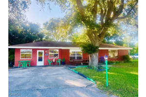 215 S San Diego St, Clewiston 215 S San Diego St, Clewiston