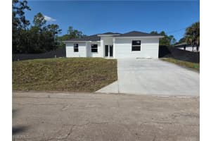 1303 5th Ave, Lehigh Acres