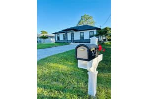 563 Oakshire Lane, Lehigh Acres, FL 33972 - MLS#2025015984