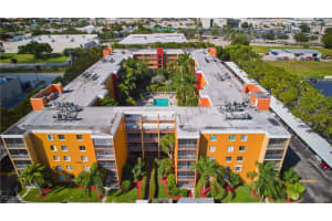 2366 Mall Drive, Fort Myers, FL 33901 - MLS#2025016007