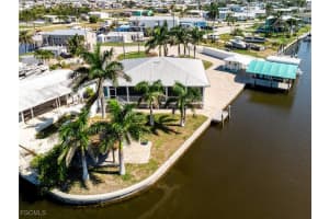 3947 Coconut Drive, St James City, FL 33956 - MLS#2025016074