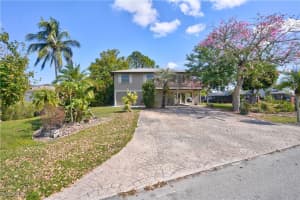 8521 Cypress Drive, Fort Myers, FL 33967 - MLS#2025016113
