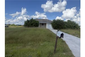 4118 33rd Street, Lehigh Acres, FL 33976 - MLS#2025016130