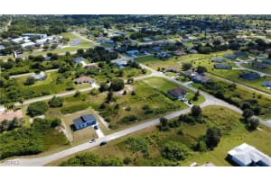 515 Croydon Avenue, Lehigh Acres, FL 33974 - MLS#2025016213