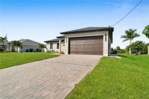 2903 3rd Street, Cape Coral, FL 33993 - MLS#2025016226