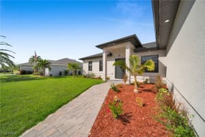 2903 3rd Street, Cape Coral, FL 33993 - MLS#2025016226