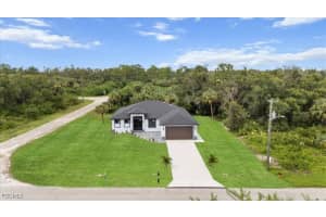 654 Wentworth Drive, Lehigh Acres, FL 33972 - MLS#2025016266