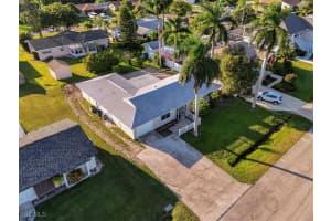 27580 Wisconsin Street, Bonita Springs, FL 34135 - MLS#2025016306