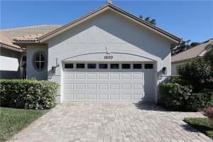8619 Fairway Bend Dr, Estero