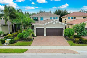 3179 Pacific Dr, Naples