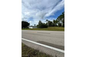 14 10th Street, Lehigh Acres, FL 33972 - MLS#2025016442