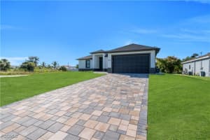 2601 45th Street, Lehigh Acres, FL 33976 - MLS#2025016464