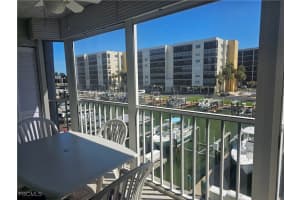 4521 Bay Beach Lane, Fort Myers Beach, FL 33931 - MLS#2025016517