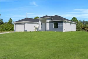 18 18th Street, Lehigh Acres, FL 33972 - MLS#2025016547