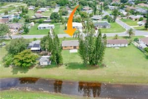 1438 CAYWOOD Circle, Lehigh Acres, FL 33936 - MLS#2025016575
