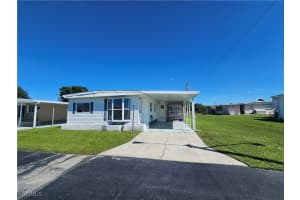 559 Winning Way, North Fort Myers, FL 33917 - MLS#2025016613