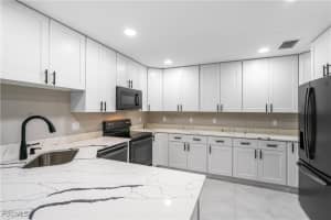 6344 Royal Woods Dr, Fort Myers