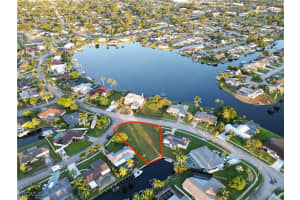 1763 Lakeview Boulevard, North Fort Myers, FL 33903 - MLS#2025016673