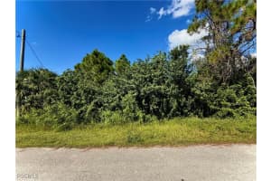 3006 44th Street, Lehigh Acres, FL 33971 - MLS#2025016677