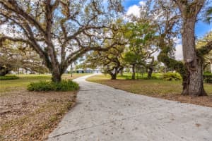 1261 Riverbend Dr, Labelle