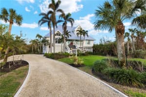 203 Daniel Drive, Sanibel, FL 33957 - MLS#2025016699