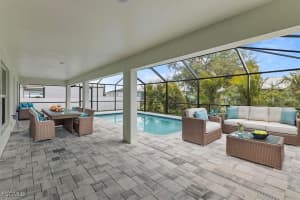 2423 Nw 20th Pl, Cape Coral