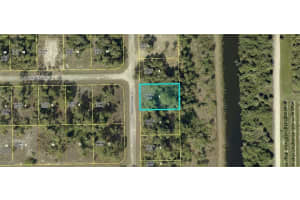 551 NAPLES AVE S, Lehigh Acres, FL 33974 - MLS#2025016727