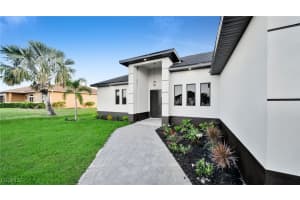 530 5th Court, Cape Coral, FL 33909 - MLS#2025016765