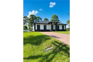 582 Eisenhower Boulevard, Lehigh Acres, FL 33974 - MLS#2025016861