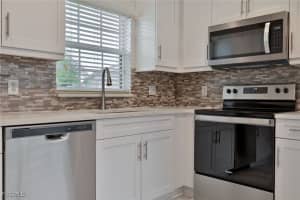 10706 Pearl Bay Circle, Estero, FL 33928 - MLS#2025016887