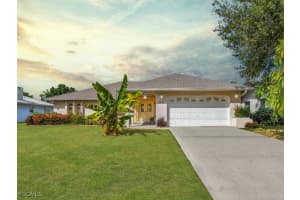 1413 Se 39th St, Cape Coral