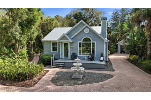 270 River Oaks Drive, Labelle, FL 33935 - MLS#2025016950