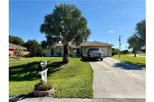 509 Pennfield Avenue, Lehigh Acres, FL 33974 - MLS#2025016976