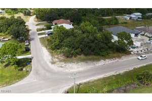 2231 Snead Drive, Lehigh Acres, FL 33973 - MLS#2025017053