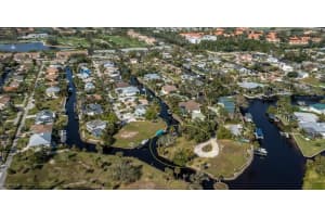 27210 Del Lane, Bonita Springs, FL 34135 - MLS#2025017063