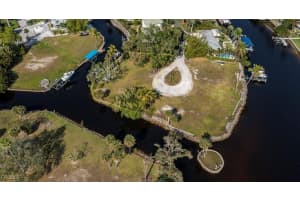 27210 Del Lane, Bonita Springs, FL 34135 - MLS#2025017063
